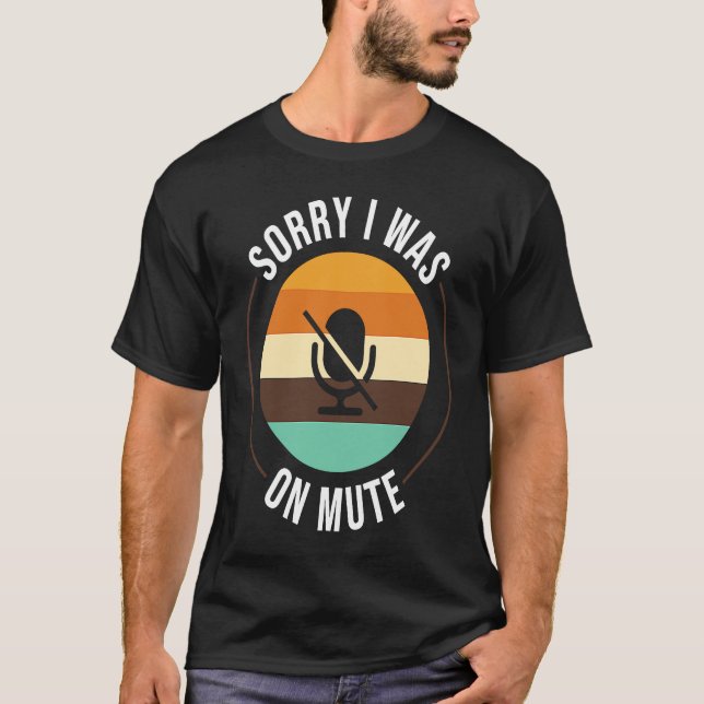 Du arbetar på tyst läge från hemkontoret Student T Shirt (Framsida)
