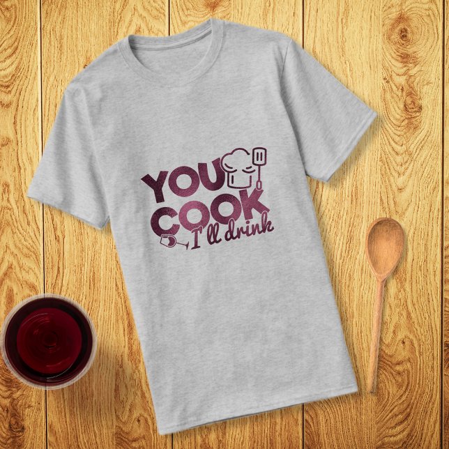Du Cook jag dricker Burgundy Foil Typography. T Shirt (Skapare uppladdad)