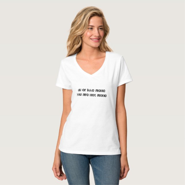 du-er ikkealene/du är inte den ensamma tshirten tee (Hel framsida)