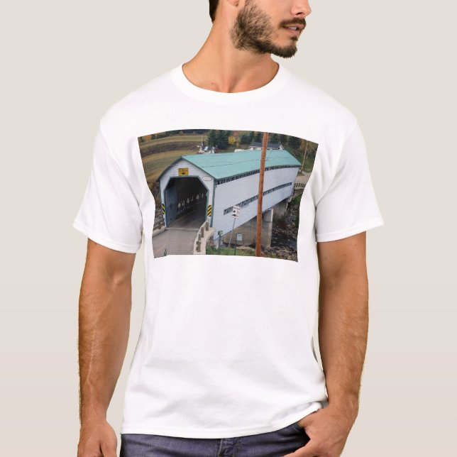 Du Faubourg Överbrygga, Quebec, Kanada T Shirt (Framsida)