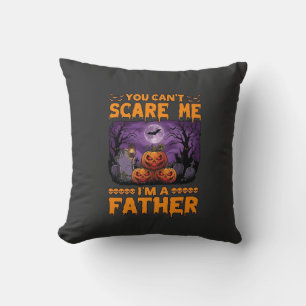 Du kan skrämma mig pappa Halloween-pumpor kyrkogår Kudde