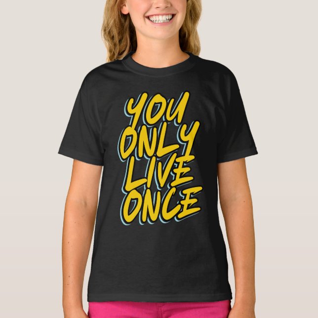 DU LEVER ENDAST TEXTKVOTER FÖR TYPOGRAFI-GÅNG T SHIRT (Framsida)