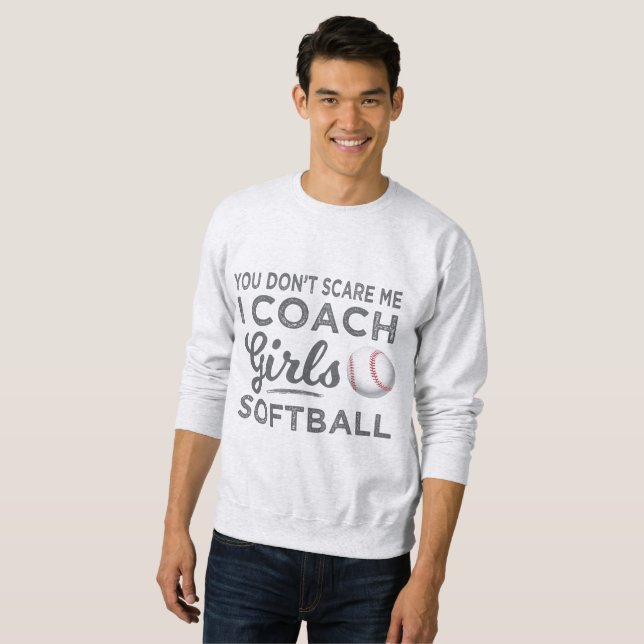 Du Skrämmer mig inte i Coach Softball Gift Lång Ärmad Tröja (Hel framsida)