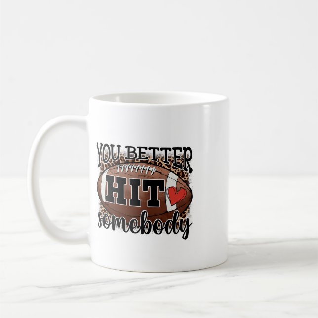 Du Slår Bättre Någon Matchdag Fotbollssäsong För Kaffemugg (Vänster)