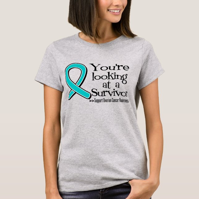 Du Tittar på en äggstockscancer Survivor T-shirt (Framsida)