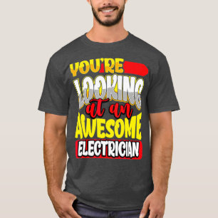 Du Tittar på en Fantastisk Lineman Electrician T Shirt