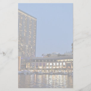 Dubai-arkitektur nattetid