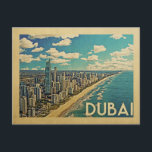 Dubai Kusten Vintage resor Vykort<br><div class="desc">Dubai-konstruktionen i Vintage resor stil,  som har en kustscen med Dubai strand och skylt.</div>