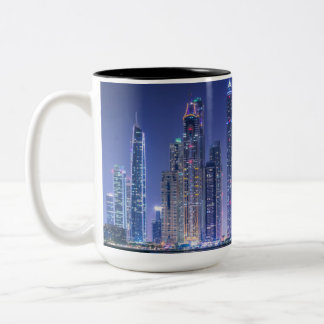 Dubai moderna skyscraper Corniche Två-Tonad Mugg