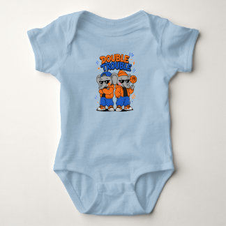 Dubbel Besvär Cool Tvilling Elefanter – A T Shirt