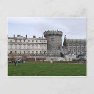Dublin Castle Ireland, gräsmatta & castle turret. Vykort