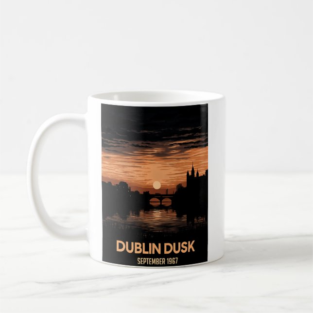Dublin Dusk: Captivating Twilight Scenes Kaffemugg (Vänster)