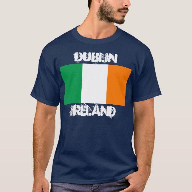 Dublin, Irland med irländska flagga Tee Shirt (Framsida)