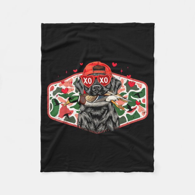 Duck Hunting Black Lab Camo Valentine's Day Xoxo H Fleecefilt (Framsidan)