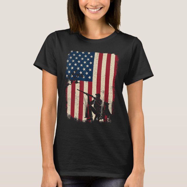 Duck Hunting Distressed Patriotic American Flag  H T Shirt (Framsida)