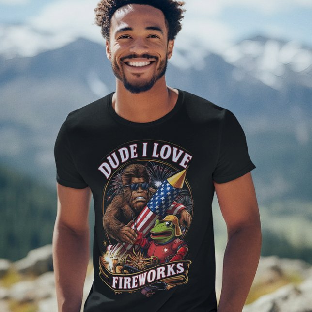 DUDE I KÄRLEK FIREWORKS T SHIRT (Skapare uppladdad)
