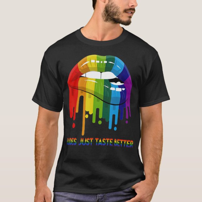 Dudes Taste bara smaka bättre HBT-Pride T (1) T Shirt (Framsida)