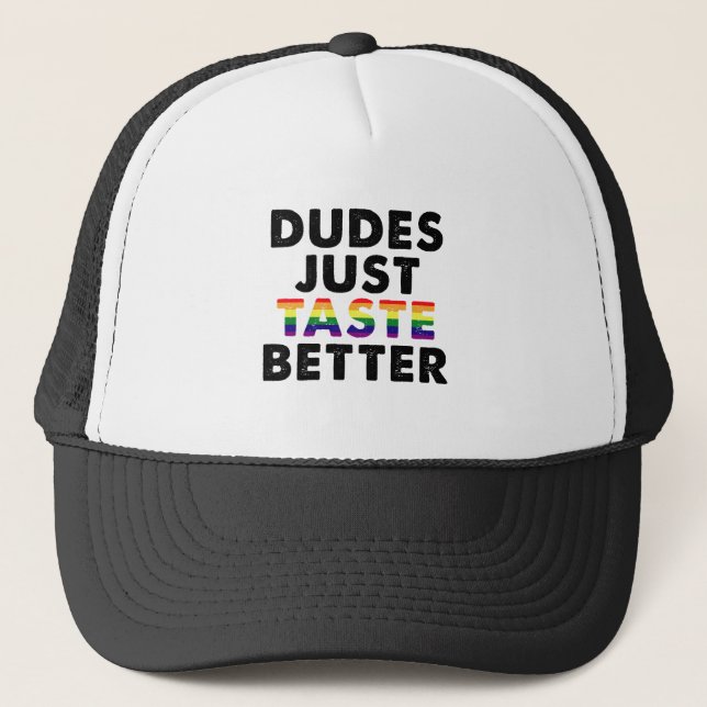 Dudes Taste Better Gay pride Gift Idea Keps (Framsida)