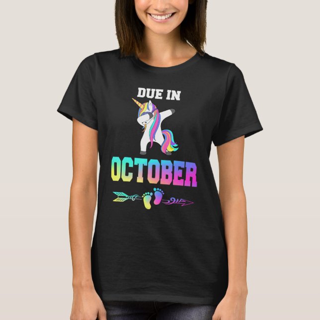 Due Date October Unicorn Women Pregnancy Announcem T Shirt (Framsida)