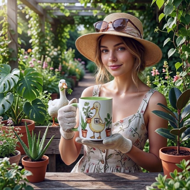 dumma gårtur - Drivs av Växter Kaffe Två-Tonad Mugg (funny goose gardening mug gift
powered by plants and coffee mug
gift for gardener who loves coffee
)