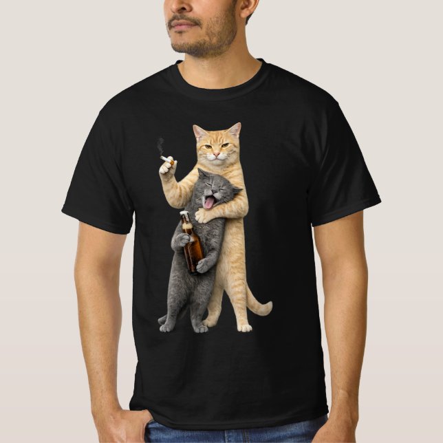 Dumma Roliga Katt Meme — Rökande Katt & Dricker T Shirt (Framsida)
