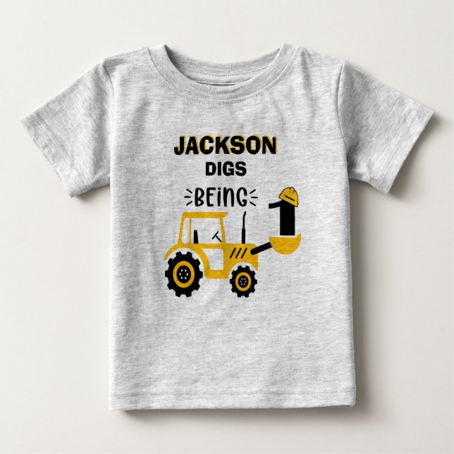 Dump Truck Bygg Pojkar Första Födelsedag T Shirt (Framsida)
