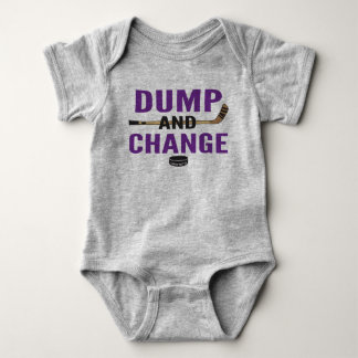 Dumpa och byt Hockey Baby Bodydress Lila Sticks T Shirt