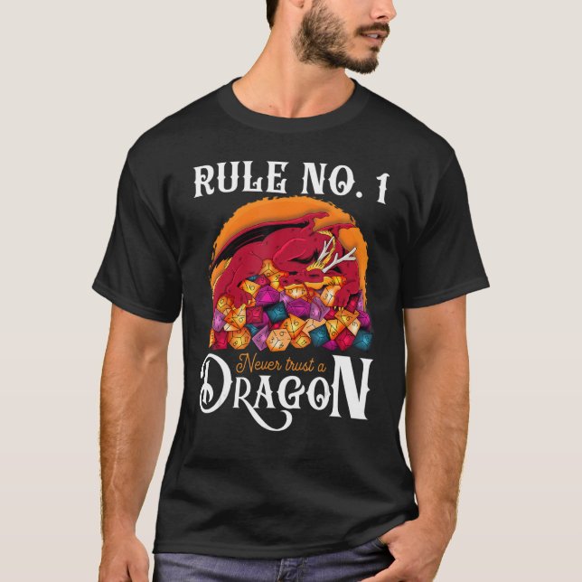 Dungeon Dice Shirt Never Trust A Dragon RPG Gamers T Shirt (Framsida)
