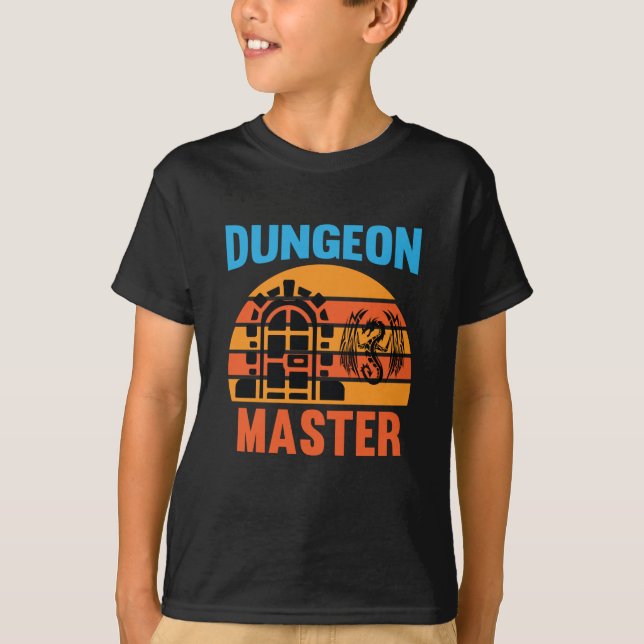 Dungeon Master fantasifull passionerad T Shirt (Framsida)