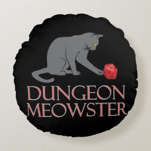Dungeon Meowster Funny RPG Cat with Dice Rund Kudde