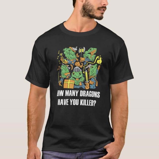 dungeons-spel drakbord bordsroll spela upp dunge t shirt (Framsida)