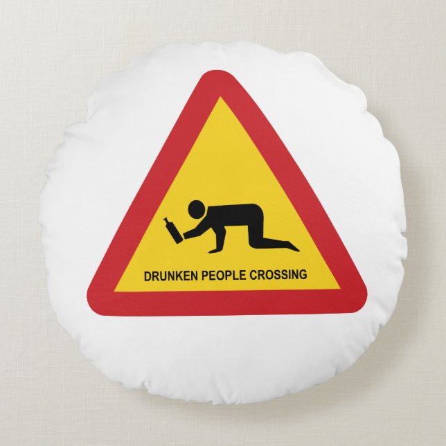 DUNKEN MÄNNISKOR SOM KRYSSERAR TRAFIKSIGN RUND KUDDE (Framsidan)