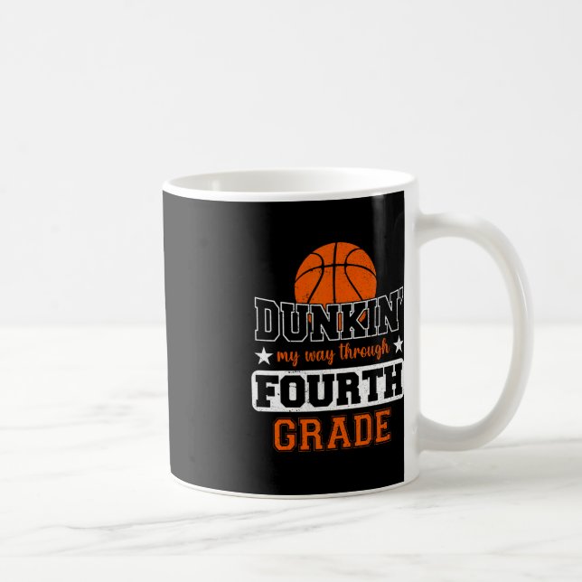 Dunking My way through 4th Klass Basketball back t Kaffemugg (Höger)