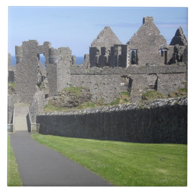 Dunluce slott nära Bushmills och Portrush, 2 Kakelplatta (Framsidan)