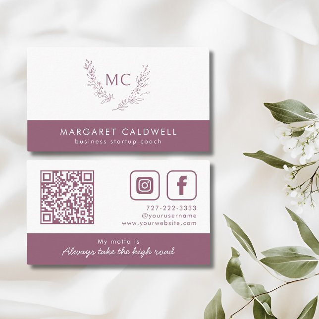 Dusky Lila Monogram Wandan Visitkort (Dusky Purple Monogram Wreath Social Media Business Card)