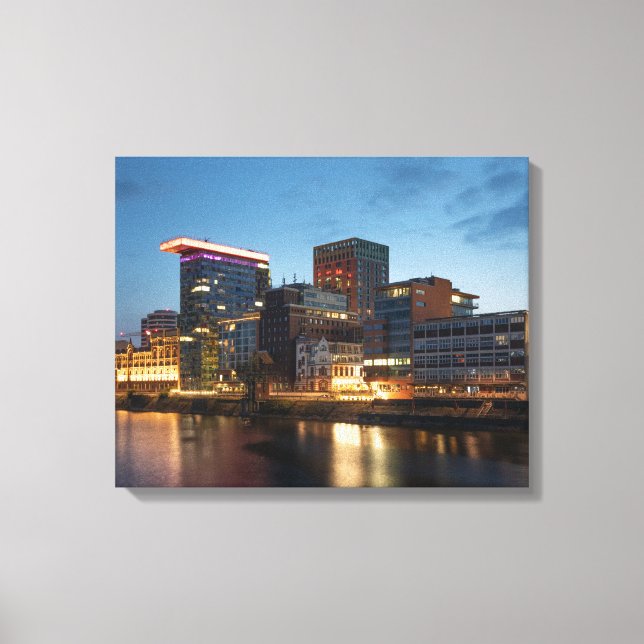 Düsseldorf Tyskland Canvastryck (Framsida)