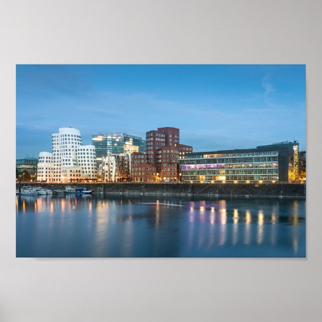 Düsseldorf Tyskland Poster (Framsidan)