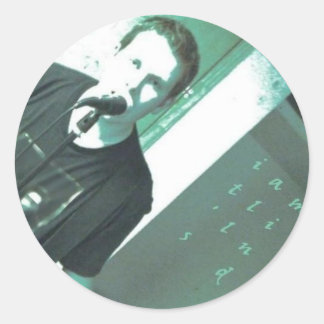 Dustin Sticker Runt Klistermärke