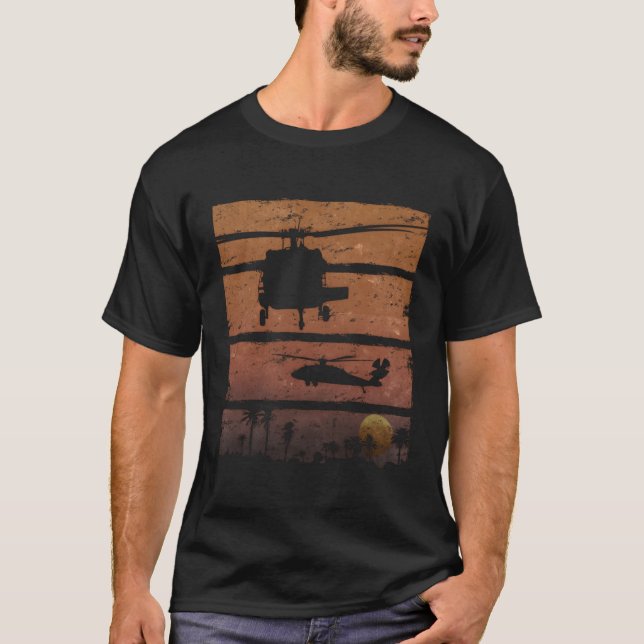 Dustoff, 60 Blackhawk Medevac Helicopter T Shirt (Framsida)