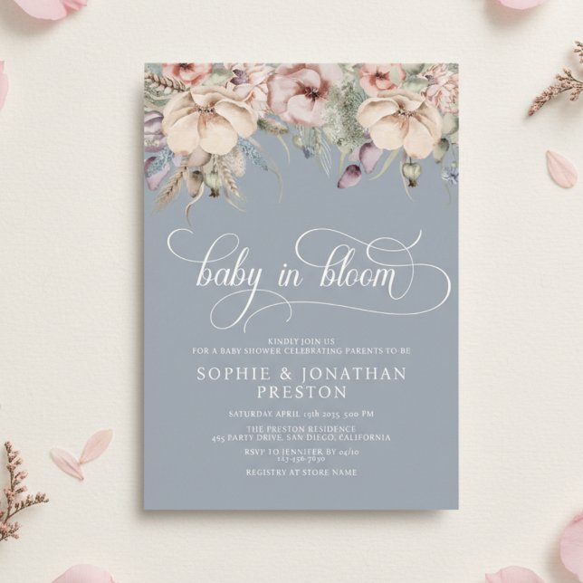 Dusty Blue Baby In Bloom QR Floral Baby Shower Inbjudningar (Skapare uppladdad)