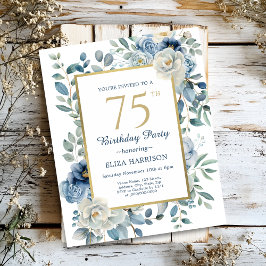Dusty Blue Blommigt 75:e Birthday-budgetinbjudan