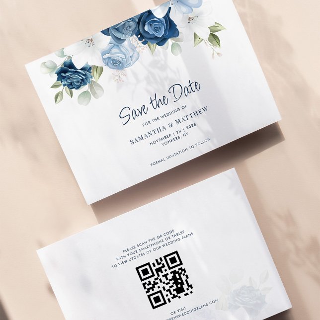 Dusty Blue Blommigt QR-kod Bröllop spara datum (Dusty Blue Floral Greenery QR Code Wedding Save the Date Announcement)