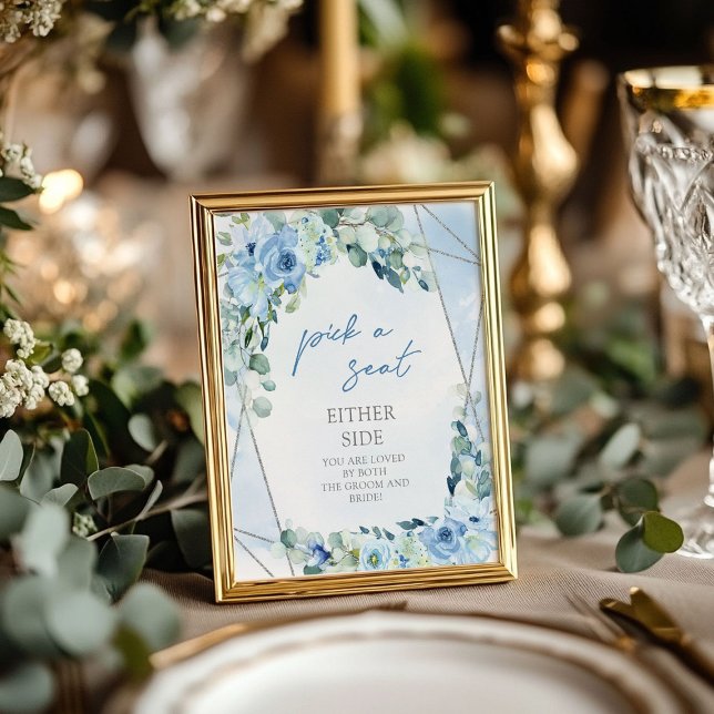 Dusty Blue blommigt silver Plocka en sittplats på  Poster (Dusty Blue floral silver Pick a Seat Either Side Poster)