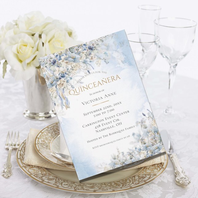 Dusty Blue Blommigt Watercolor Script Quinceañera Inbjudningar (Skapare uppladdad)