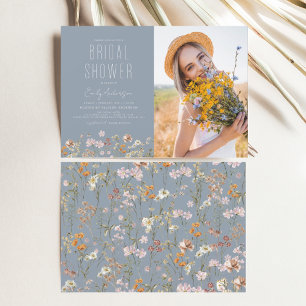 Dusty Blue Boho Wildbloms Möhippa Photo Inbjudningar