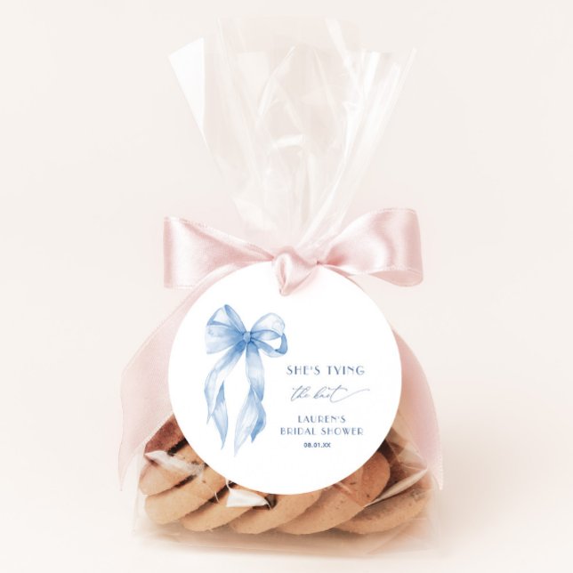 Dusty Blue Bow Hon förlovar sig - Brudtjejbrunch Gåvor Etiketter (Skapare uppladdad)