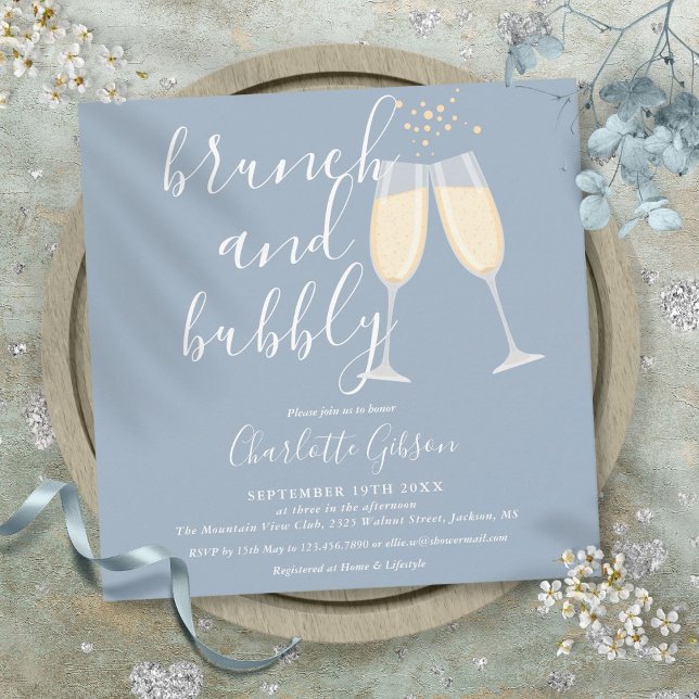 Dusty Blue Brunch Bubbly Script Bröllopsdusch Inbjudningar (Dusty Blue Brunch Bubbly Script Bridal Shower Invitation)