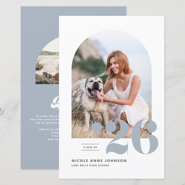 Dusty Blue Class of 2025 Arch Photo Studenten (Fram/baksida)