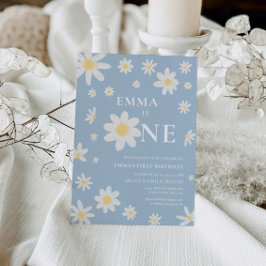 Dusty Blue Daisy Första födelsedag En Inbjudningar