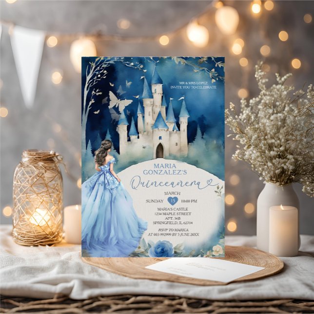 Dusty Blue Dress Forest Silver Castle Quiñceanera Inbjudningar (Skapare uppladdad)